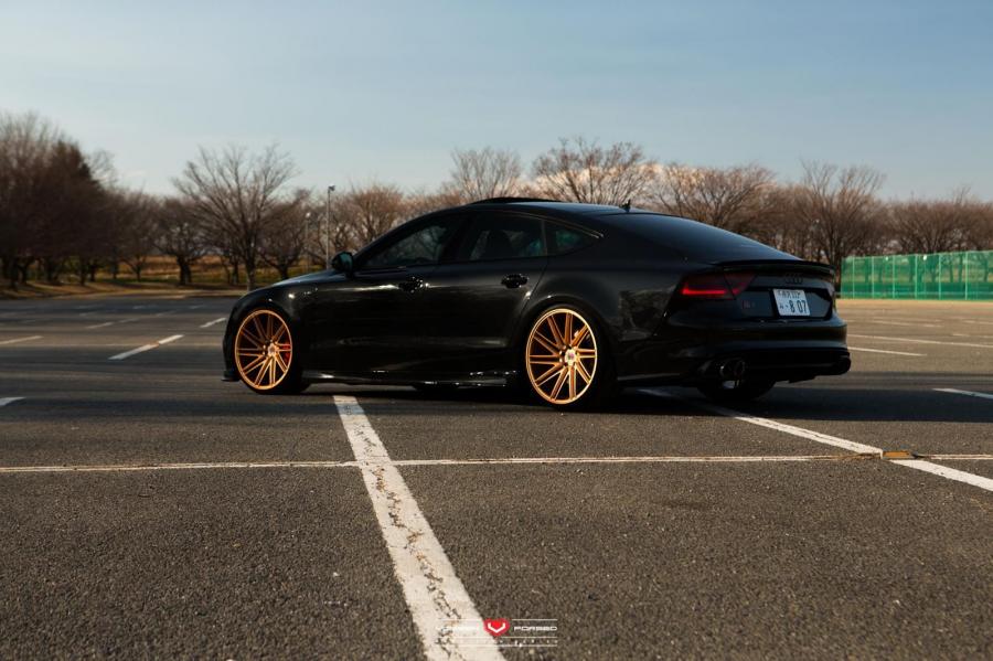  Audi RS7 Sportback on Vossen Wheels 2015 года  (фото 9 из 10)